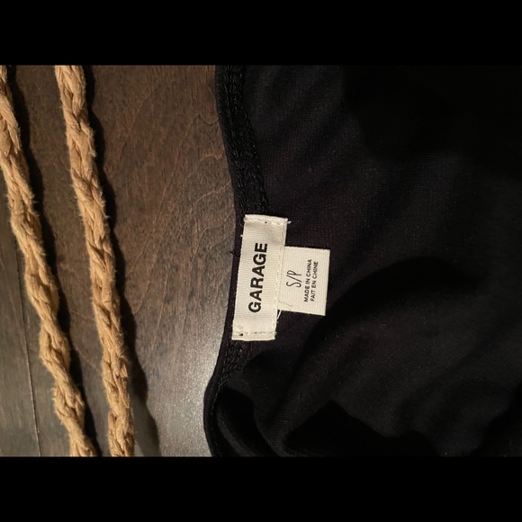 Mock neck dress with oval open back - Picture 3 of 4